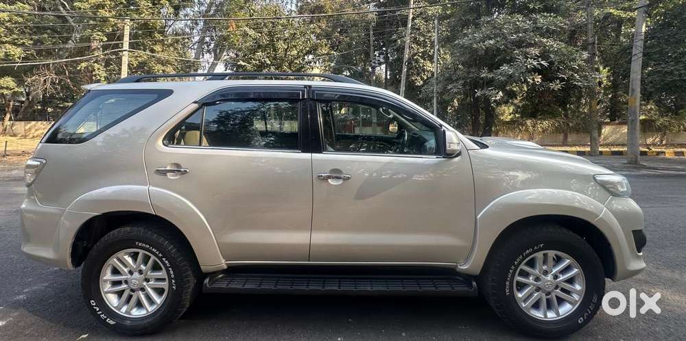 Toyota Fortuner 2011-2016 4x2 At, 2014, Diesel