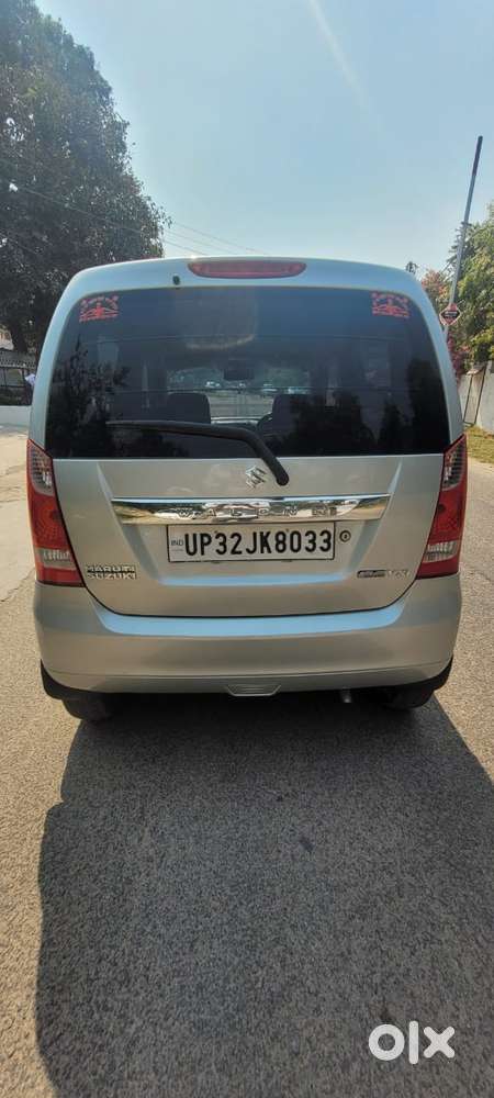 Maruti Suzuki Wagon R Vxi Amt1.2, 2017, Petrol
