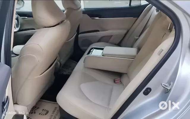 Toyota Camry Hybrid, 2022, Petrol