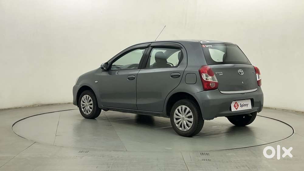 Toyota Etios Liva 1.2 G, 2013, Petrol