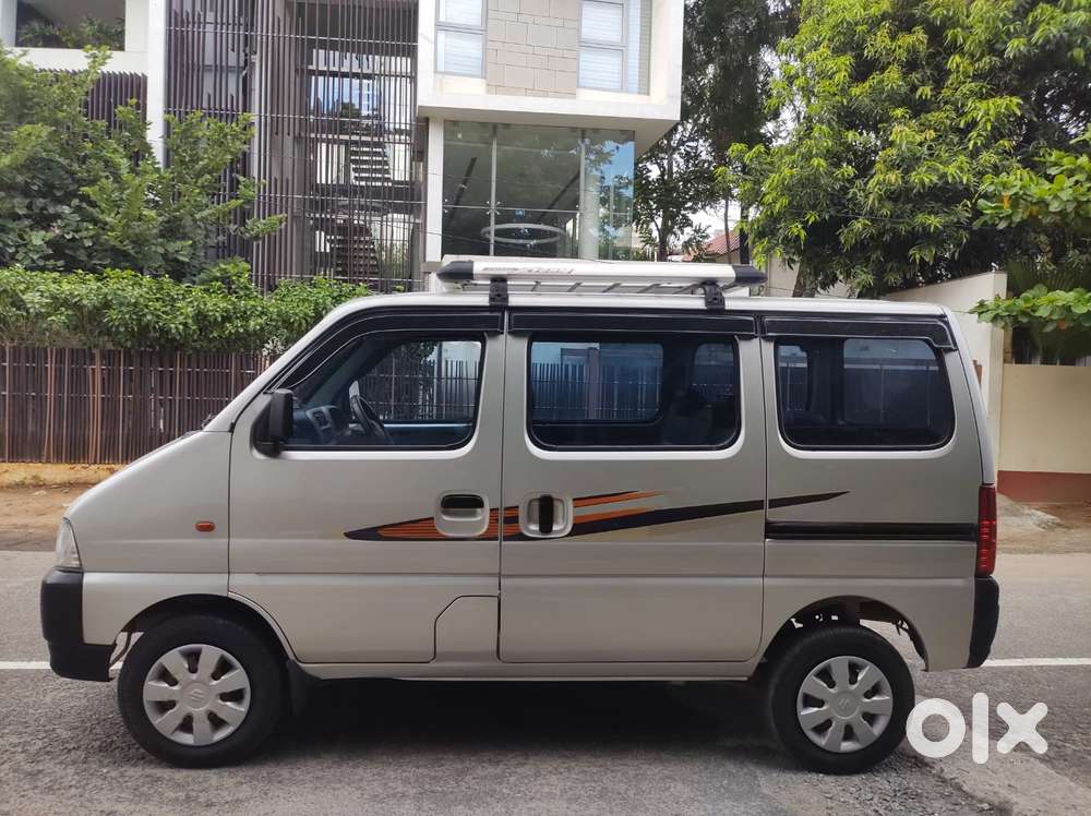Maruti Suzuki Eeco 5 Str With A/c+htr, 2017, Petrol