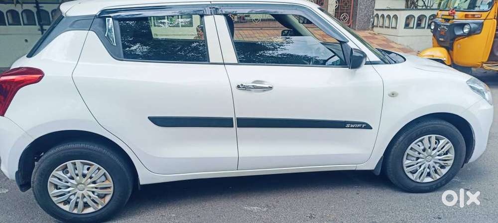 Maruti Suzuki Swift Lxi Option, 2020, Petrol