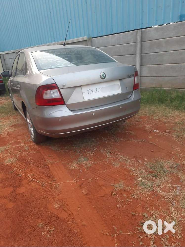Skoda Rapid 1.5 Elegance Tdi Mt, 2012, Diesel