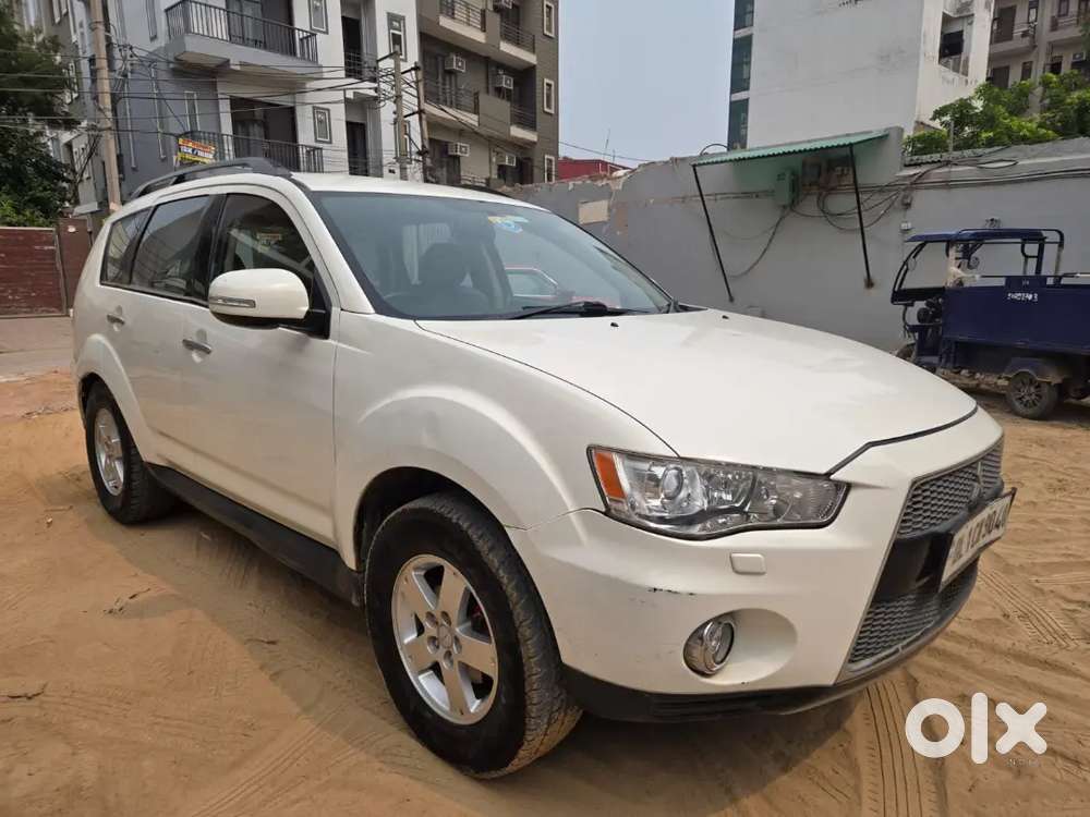 Mitsubishi Outlander 2012 Petrol 112000 Km Driven
