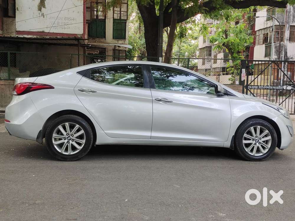 Hyundai Elantra 1.8 Sx Mt, 2015, Petrol