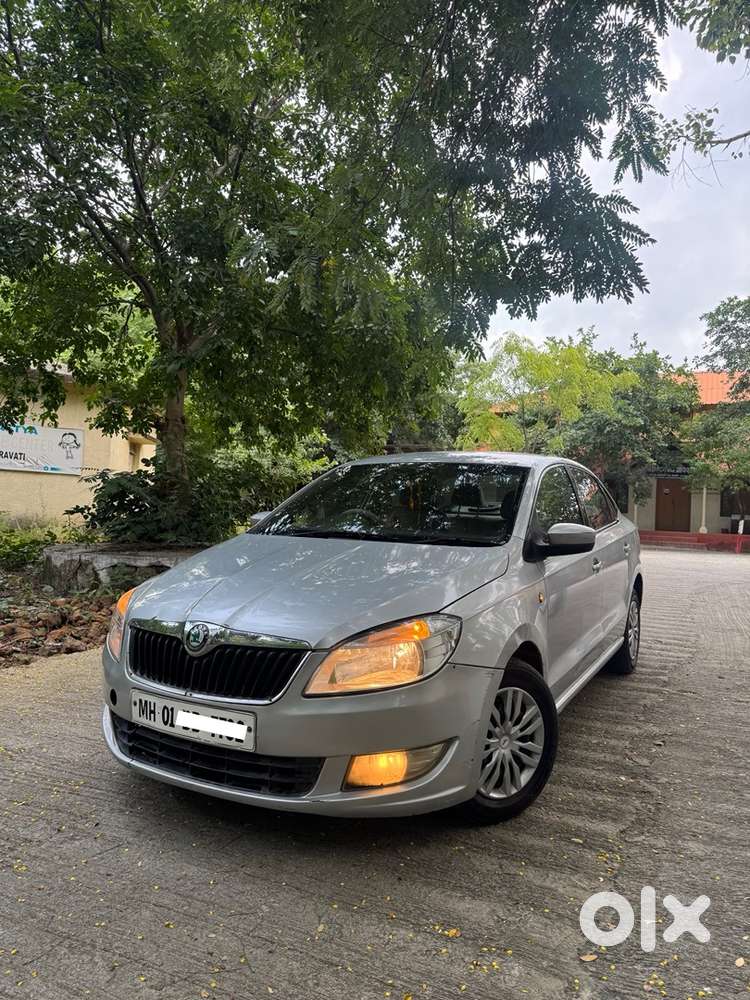 Skoda Rapid Ambition 2012