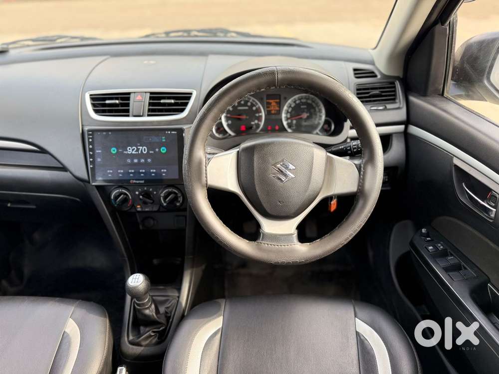 Maruti Suzuki Swift Vxi + Manual, 2016, Petrol