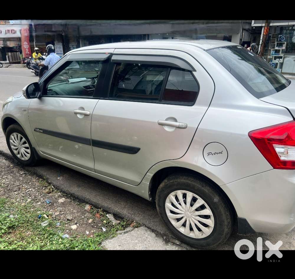 Maruti Suzuki Swift Dzire 1.2 Vxi Bsiv, 2016, Petrol