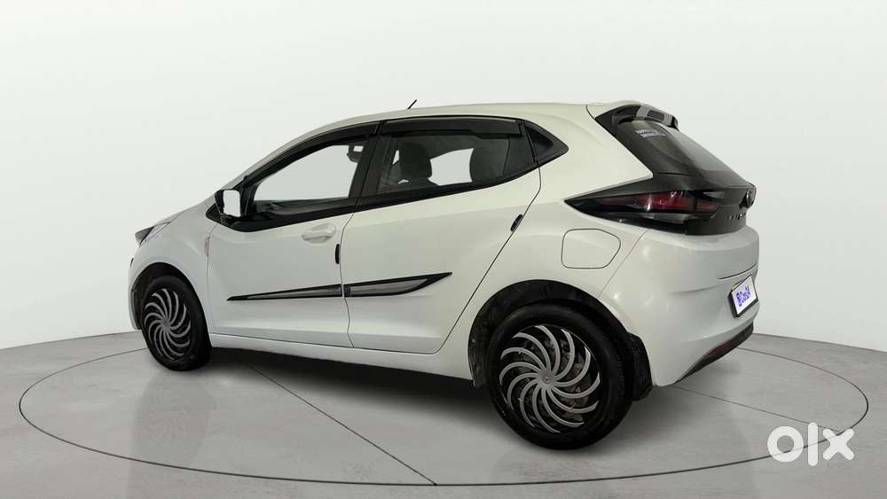 Tata Altroz 1.2 Xm Plus, 2021, Petrol