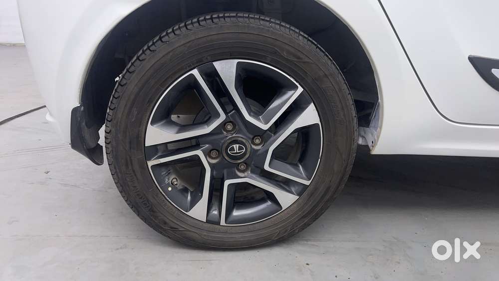 Tata Tiago Xza Plus, 2020, Petrol
