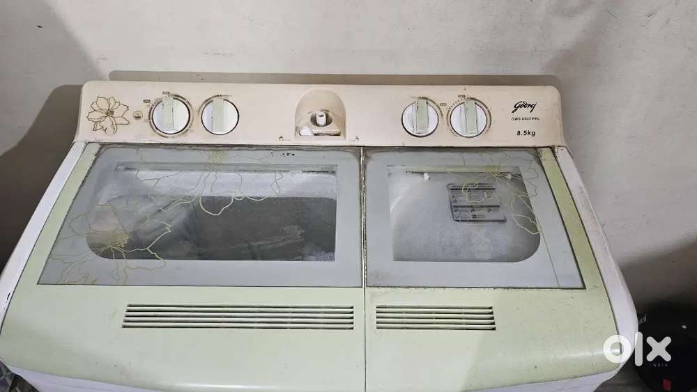 Godrej GWS 8502 PPL 8.5kg semi-automatic top-loading washing machine