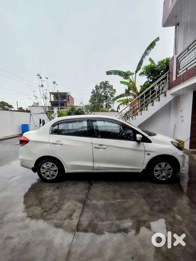 Honda Amaze 2015 Petrol 48000 Km Driven