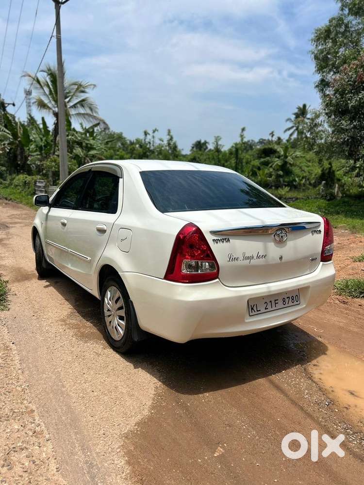 Toyota Etios 2012 Diesel 139000 Km Driven