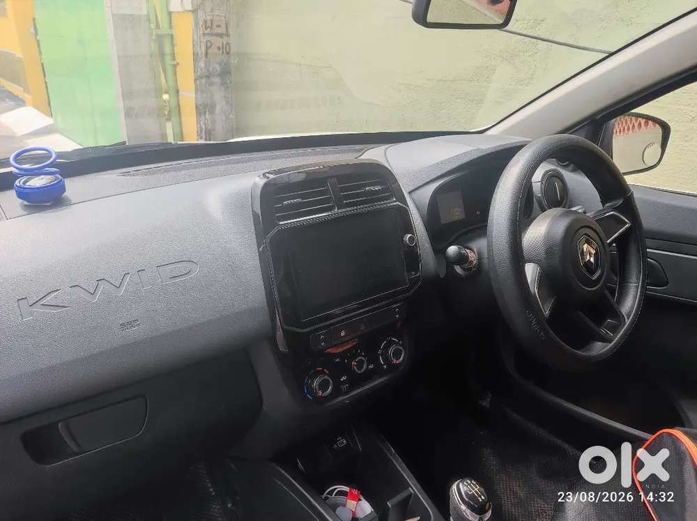 Renault Kwid Rxt 2022 – White  For Sale