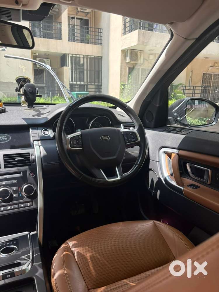 And Rover Discovery Sport Sd4 Hse Luxury 7s | 2019 | First Owner
