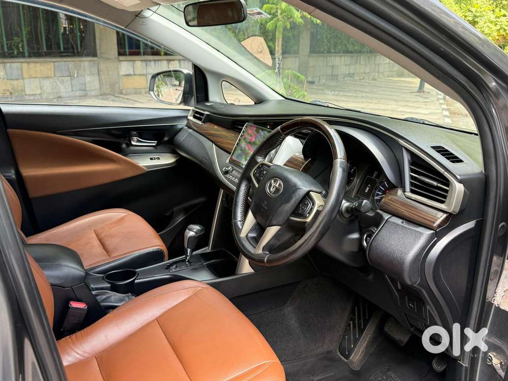 Toyota Innova Crysta 2.8 Z, 2017, Diesel