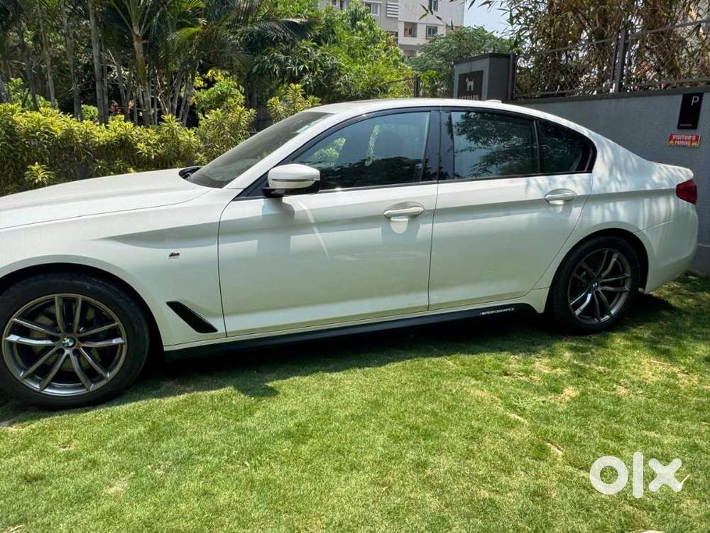 Pristine 2019 Bmw 530d M Sport  3.0l Inline-6  Sub 28,000 Kms!