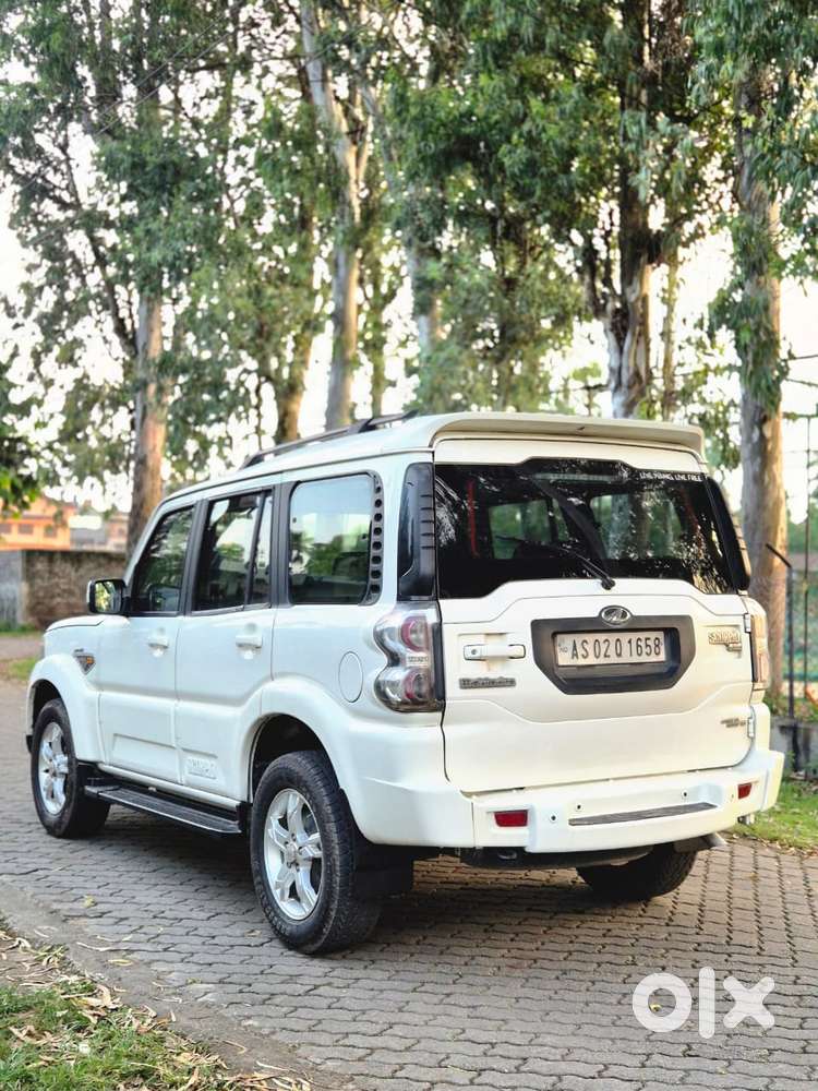 Mahindra Scorpio, 2016, Diesel