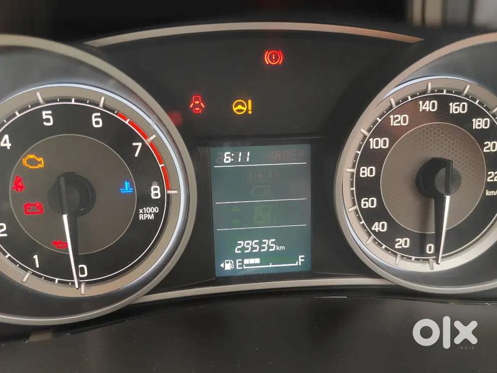 Maruti Suzuki Swift Dzire 2023 Petrol 29800 Km Driven
