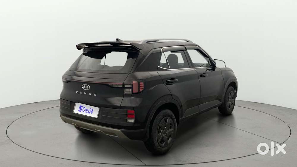 Hyundai Venue 1.2 S (o), 2023, Petrol