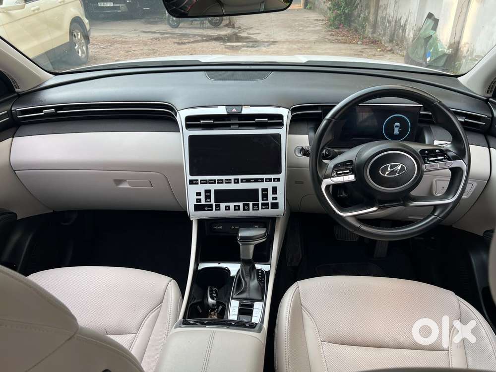 Hyundai Tucson Signature 2.0 At Petrol Dual Tone, 2023, Petrol