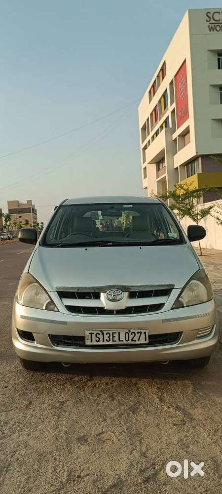 Toyota Innova Crysta 2.4 V, 2007, Diesel