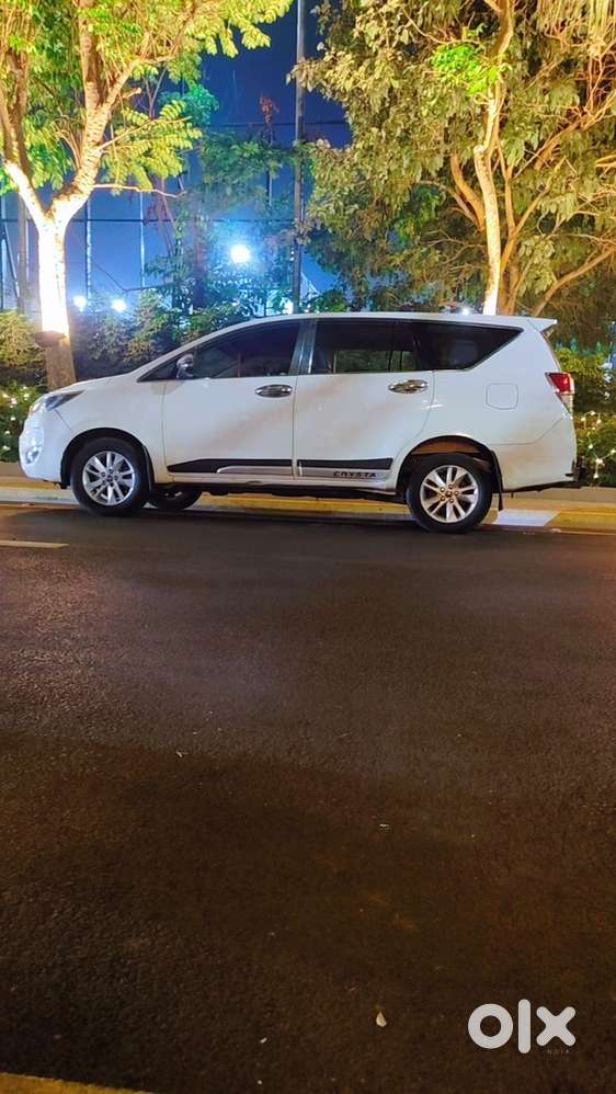Toyota Innova Crysta 2018