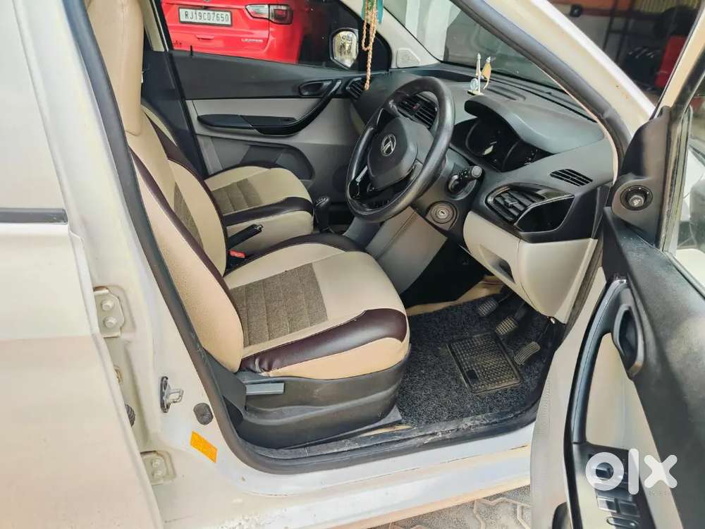 Tata Tiago Revotron Xt 2018