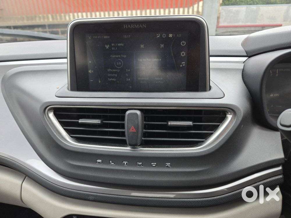 Tata Altroz Xz Plus (s), 2023, Petrol
