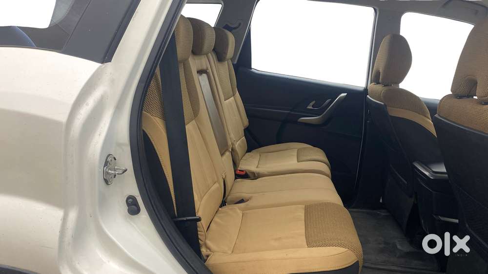 Mahindra Xuv500 W7, 2019, Diesel