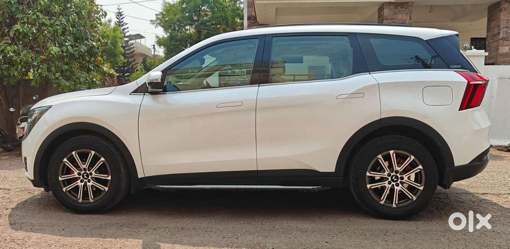 Mahindra Xuv700 2.2 Ax 7 Diesel At Str Awd, 2024, Diesel