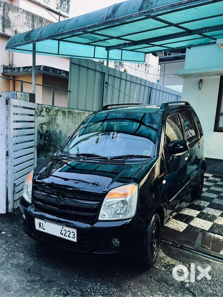 Maruti Suzuki 2010 Petrol