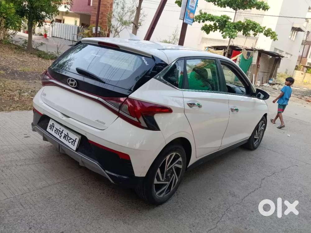 Hyundai I20 Asta (o) 1.2 Ivt, 2023, Petrol
