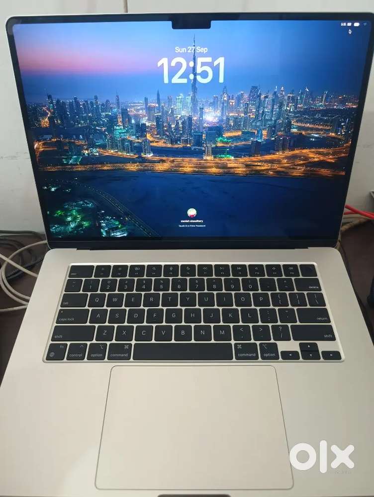 MacBook Air M3 15.6 inch ( Golden colour)
