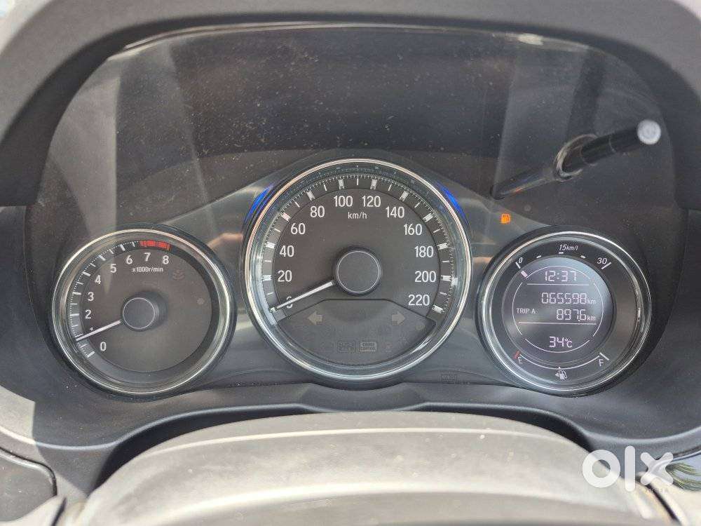 Honda City I-vtec V, 2017, Petrol