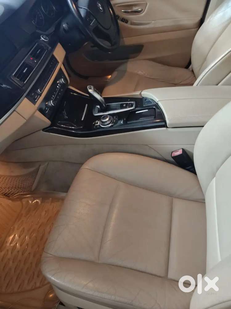 Bmw 5 Series 2010 Diesel, Silver With New Partsz Immaculate Condition
