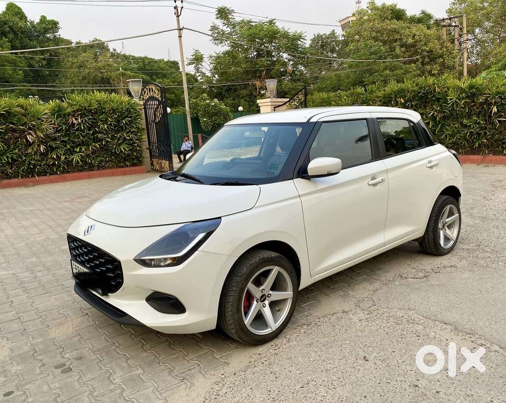Maruti Suzuki Swift 1.2 Vxi (o), 2025, Petrol