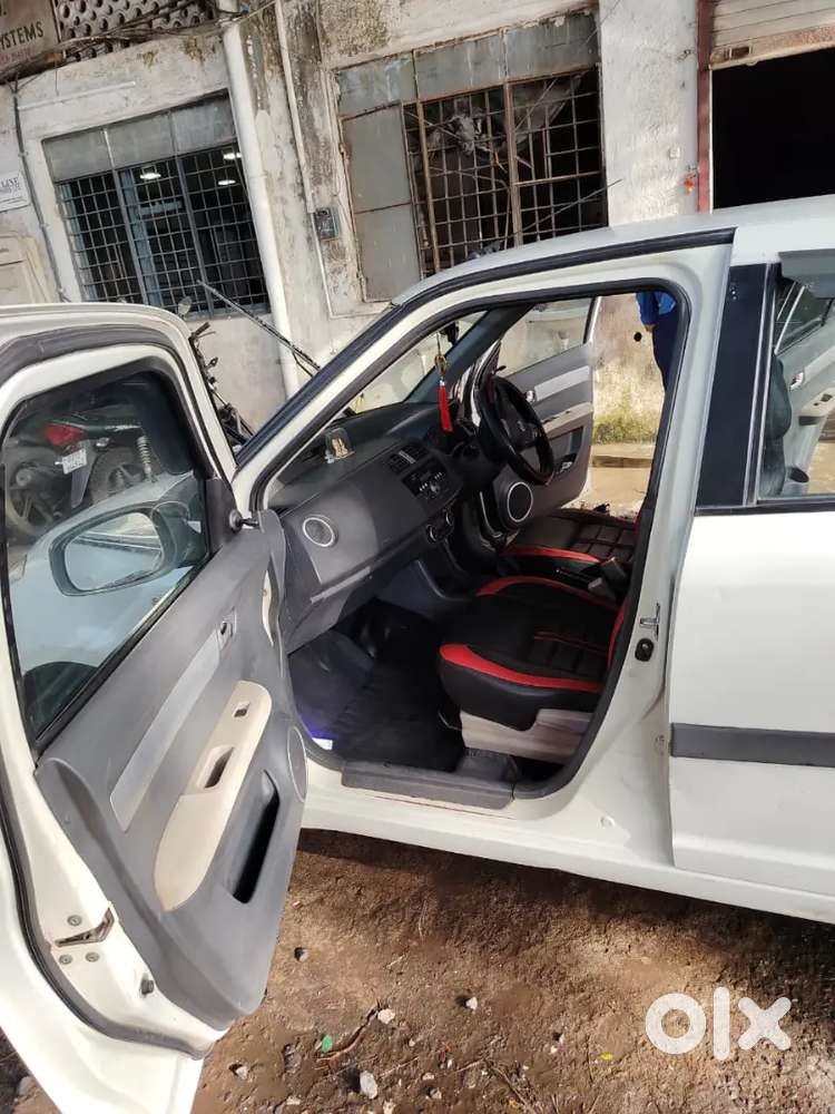 Maruti Suzuki Dzire Zxi Ags 2010