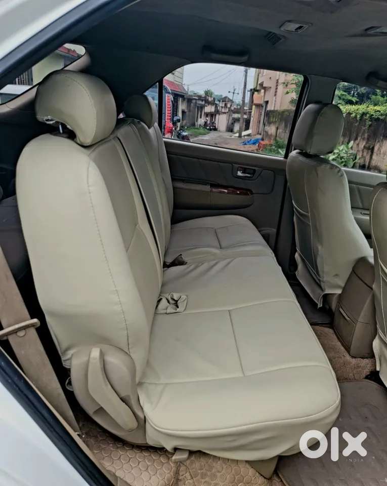 Toyota Fortuner 3.0 4x4 Manual, 2012, Diesel