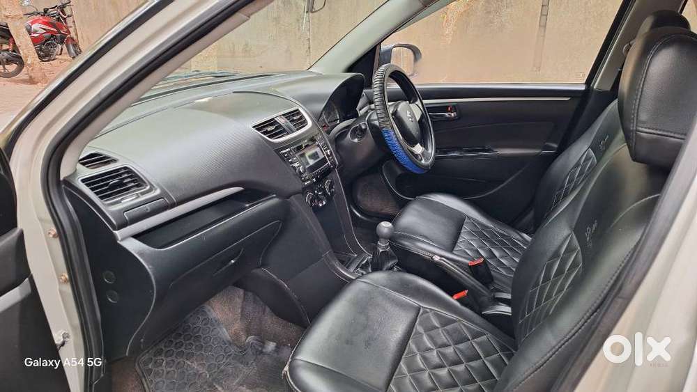 Maruti Suzuki Swift 1.2 Vxi (o), 2015, Petrol