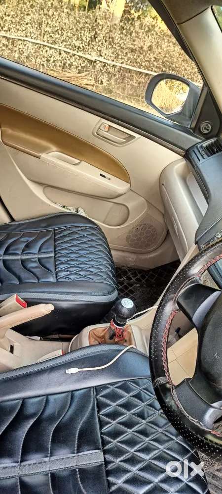 Maruti Suzuki Swift Dzire 2015 Cng & Hybrids 135000 Km Driven