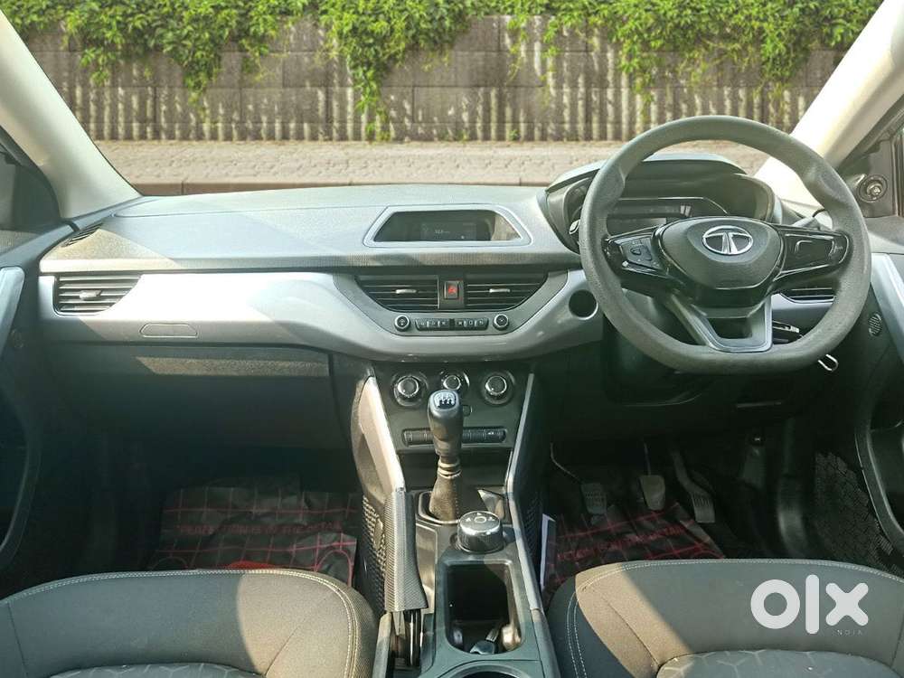Tata Nexon 1.5 Revotorq Xm (s), 2021, Diesel