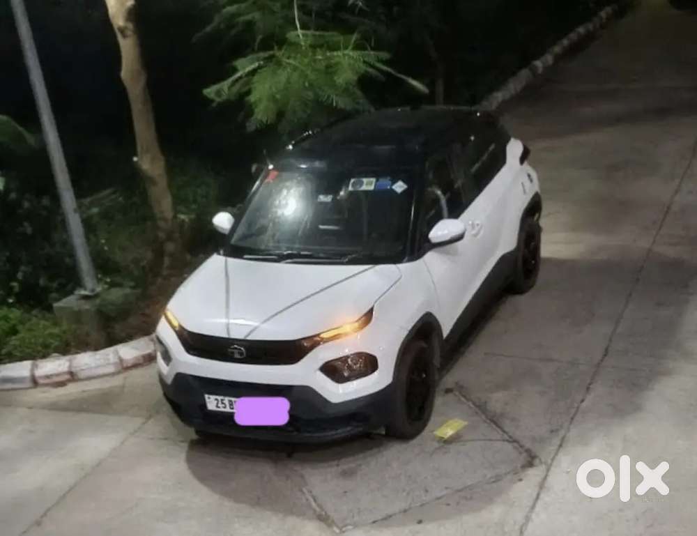 Tata Punch Adv+icng 2025 Sunroof, Cng & Hybrids 13500 Km Driven