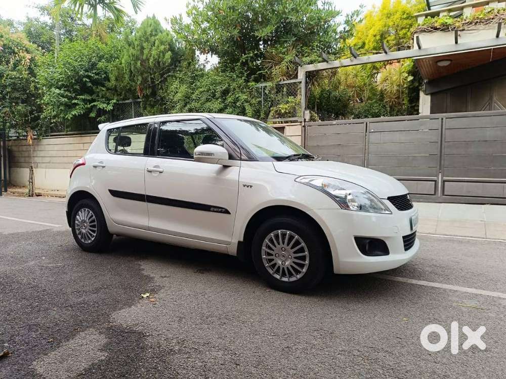 Maruti Suzuki Swift 1.2 Vxi (o), 2012, Petrol