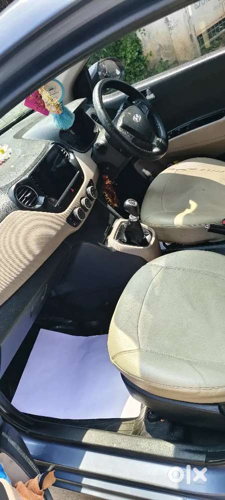 Hyundai Xcent 2015 Petrol 95000 Km