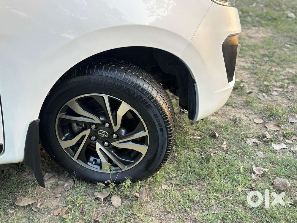 Toyota Innova Crysta [2020-ongoing] 2.7 Vx 7 Str, 2022, Petrol