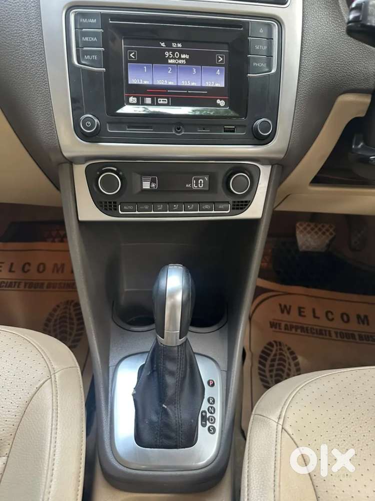 Volkswagen Vento 1.2 Tsi Highline Plus At, 2018, Petrol
