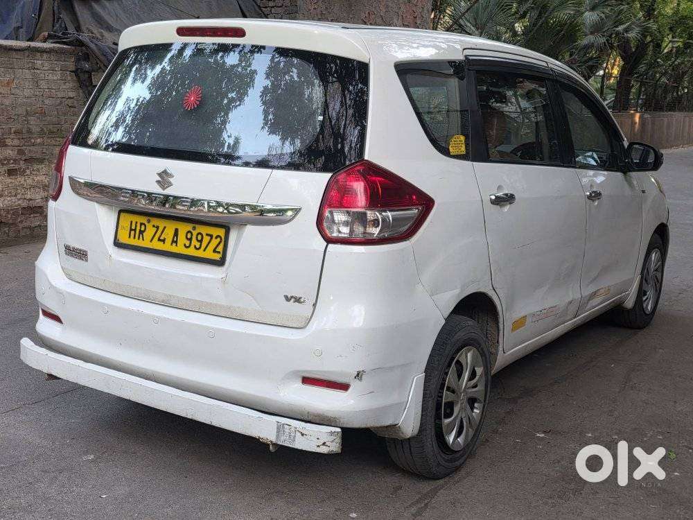 Maruti Suzuki Ertiga 1.4 Vxi Cng Anniversary Edition, 2018, Cng & Hy..
