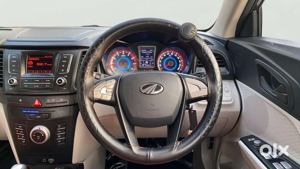 Mahindra Xuv300 1.2 W6 Amt Petrol, 2022, Petrol
