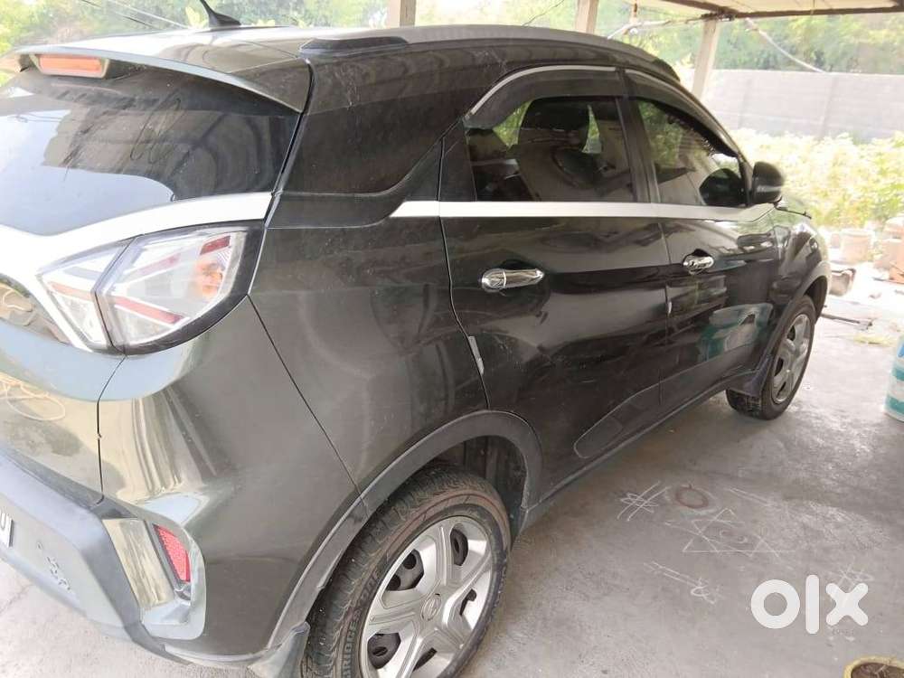 Tata Nexon Xm S 2022 Petrol